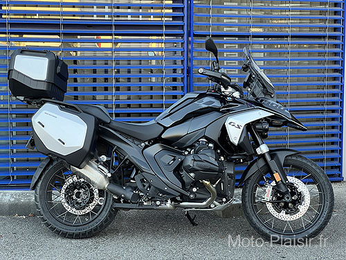 BMW R1300GS Pro motorcycle rental